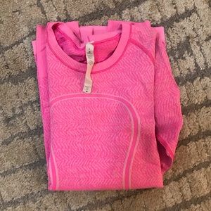 Lululemon athletic long sleeve bright pink